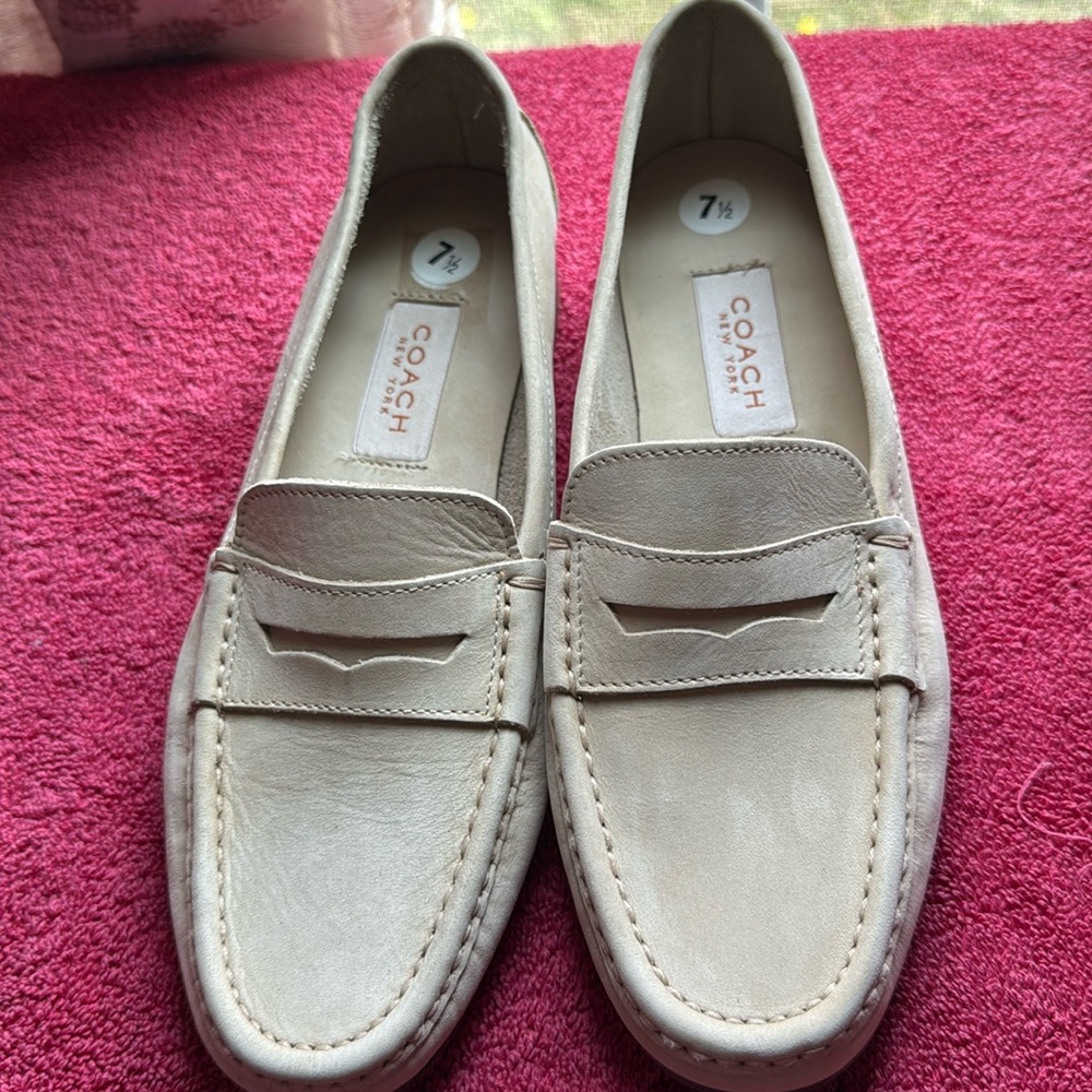 Cream Coach Loafers 7.5B NWT